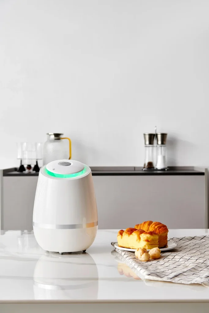 maintenance-free air purifier with no filter replacement